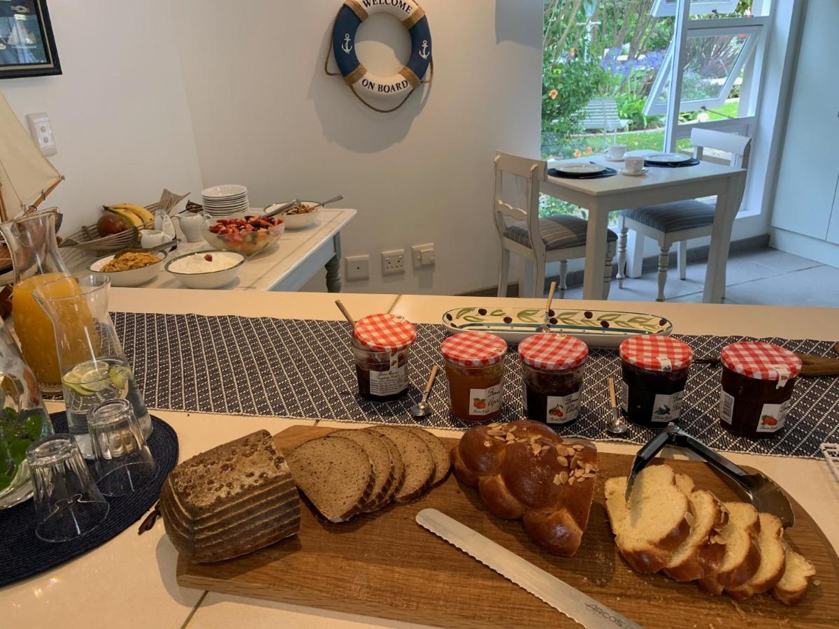 מלון קניסנה Chez Pierre מראה חיצוני תמונה