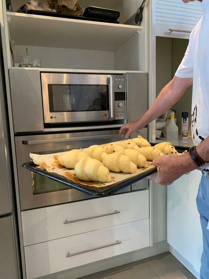מלון קניסנה Chez Pierre מראה חיצוני תמונה